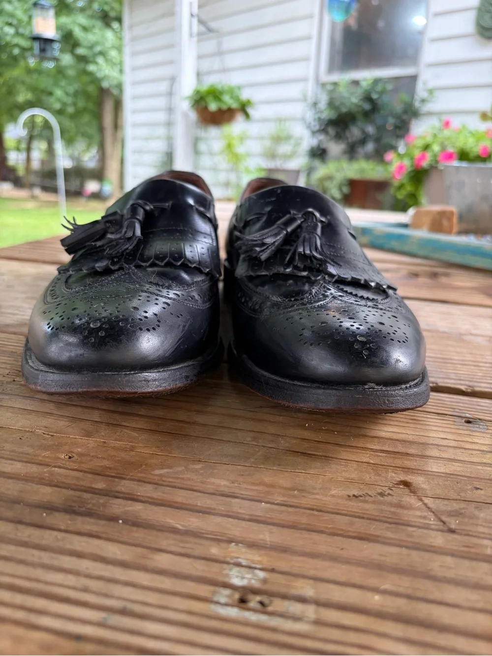 Allen Edmonds Arlington Mens 10D Black Leather Wingtip Tassel Kiltie Loafers USA